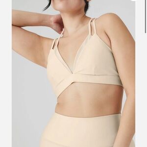 Alo Airlift Layer Up Bra